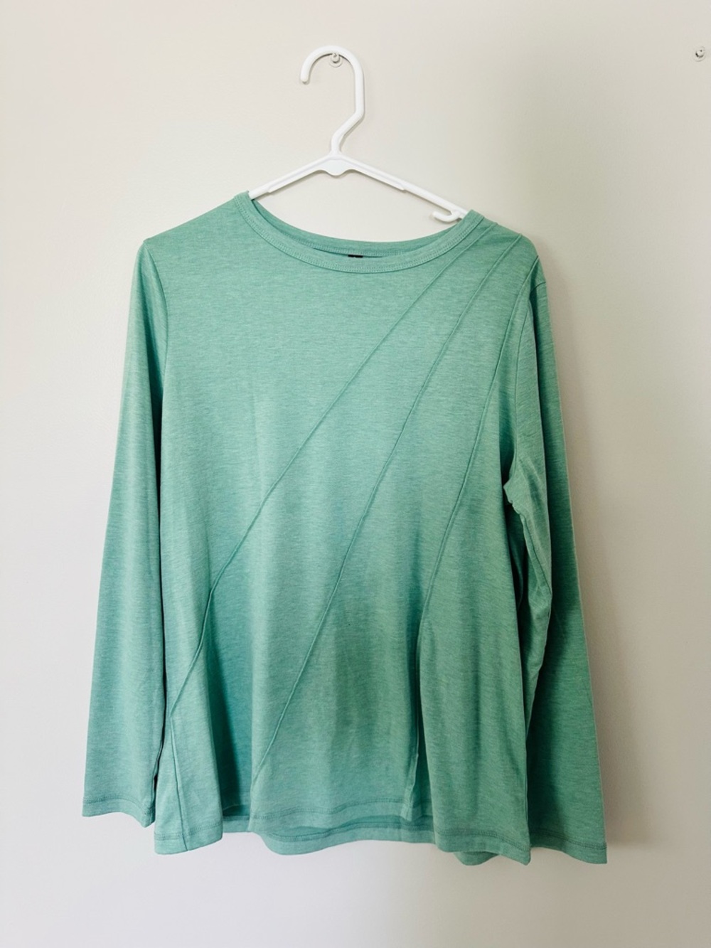 Women’s Long Sleeve Crewneck Tee in Mint Green